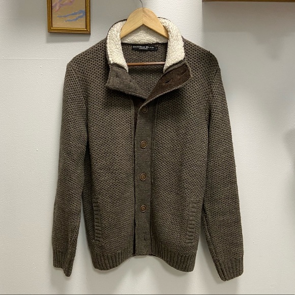 Super Handsome Daniele Blasi ButtonUp Sweater 🇮🇹 - Picture 1 of 5